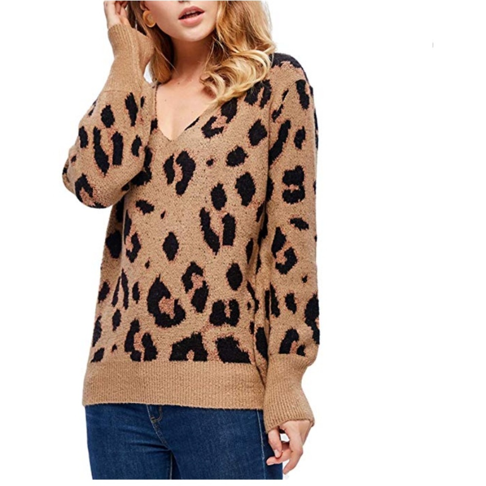 TABITHA Leopard Print Pullover Sweater - Picture 1 of 6